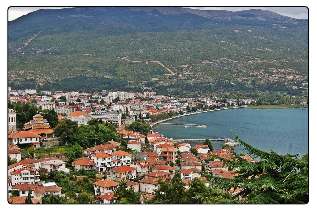 Apartments Sonja Ohrid Luaran gambar